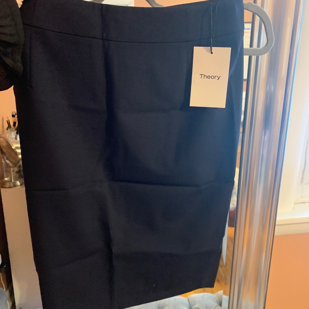 Women’s Theory Navy Skirt